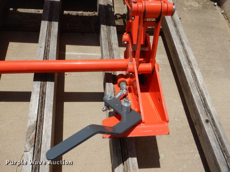 image for item LS9804 Kubota LA1065  loader