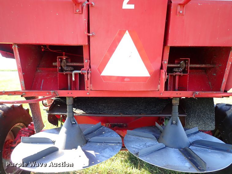 image for item LU9264 1995 Case IH 2188  combine