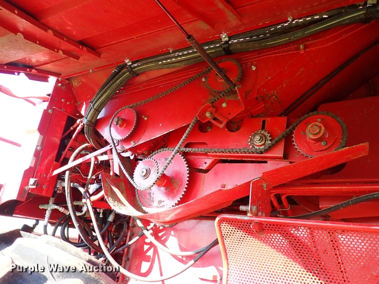image for item LU9264 1995 Case IH 2188  combine