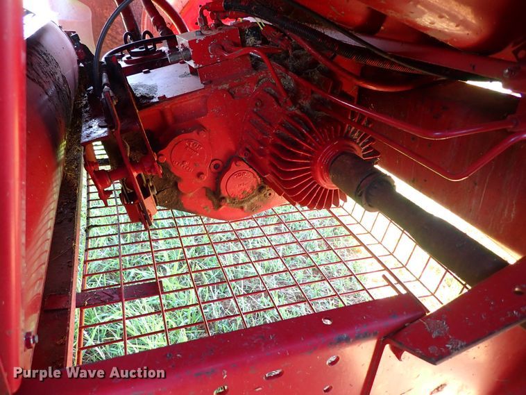 image for item LU9264 1995 Case IH 2188  combine