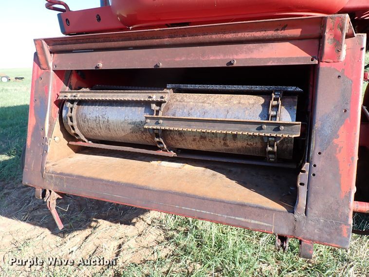 image for item LU9264 1995 Case IH 2188  combine