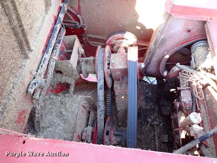 image for item LU9264 1995 Case IH 2188  combine