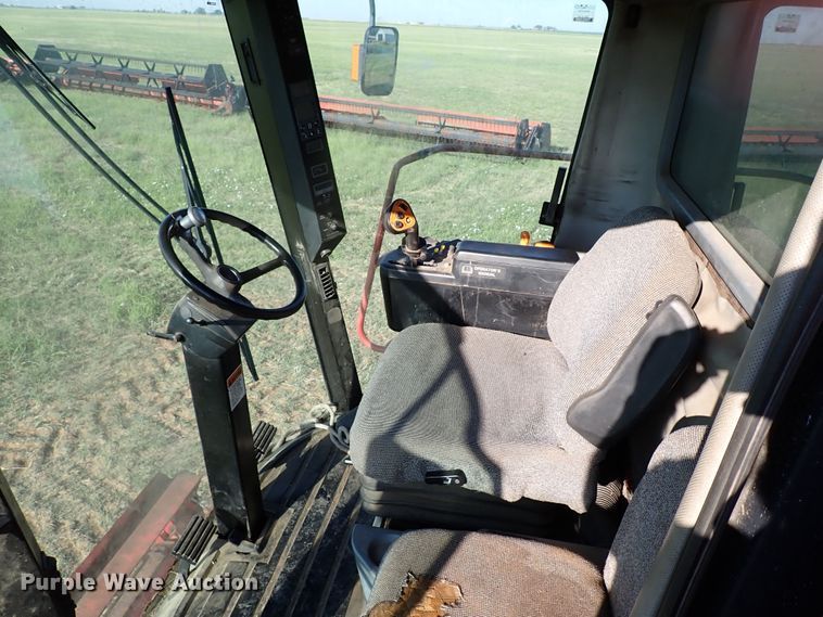 image for item LU9264 1995 Case IH 2188  combine