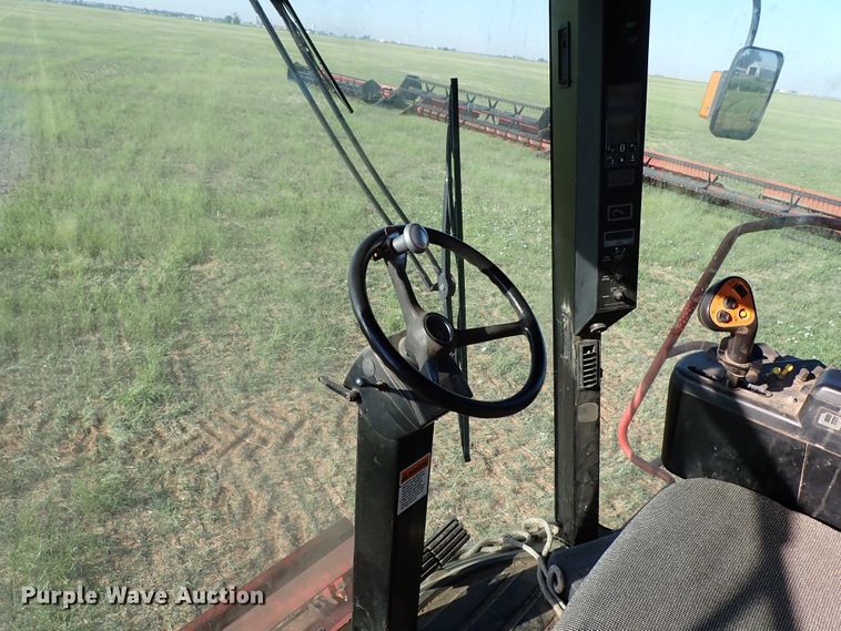 image for item LU9264 1995 Case IH 2188  combine