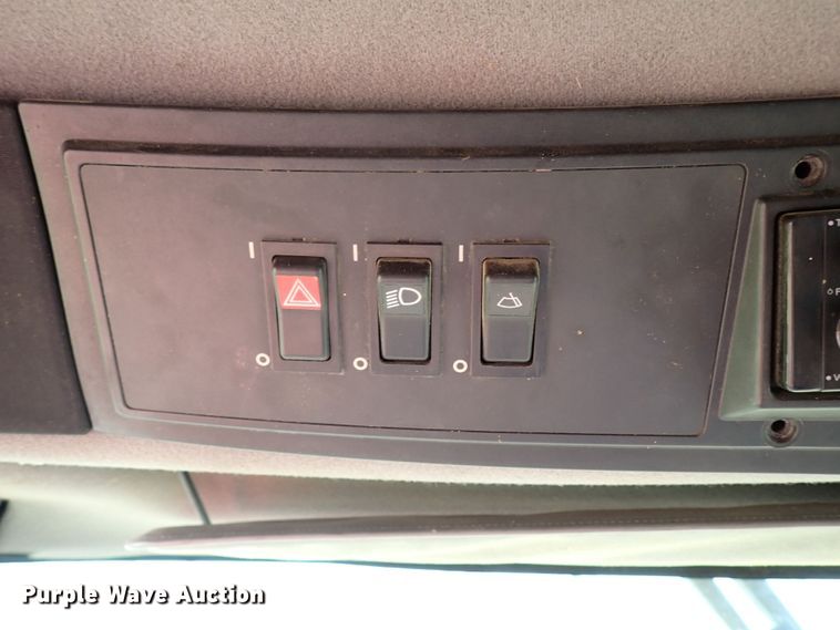 image for item LU9264 1995 Case IH 2188  combine