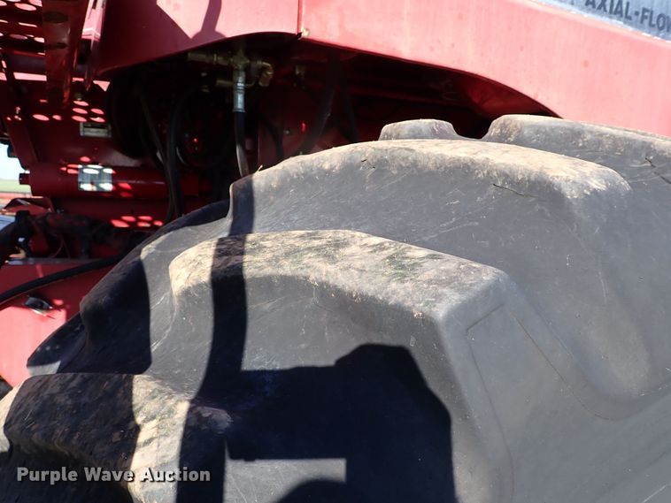 image for item LU9264 1995 Case IH 2188  combine