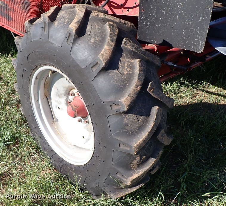 image for item LU9264 1995 Case IH 2188  combine