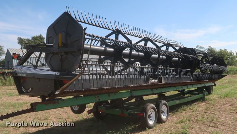 image for item LU9266 MacDon 972  draper head