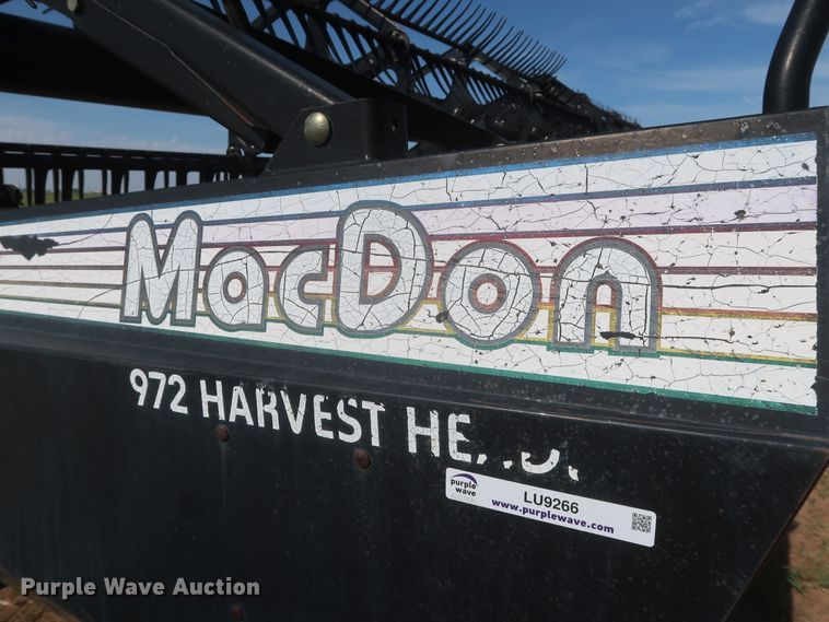 image for item LU9266 MacDon 972  draper head