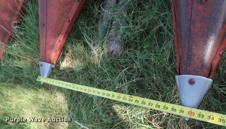 image for item LU9269 Case IH  corn head