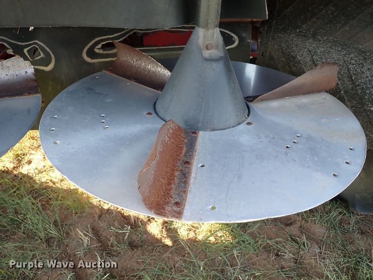 image for item LU9275 2005 Case IH 2388  RWA combine