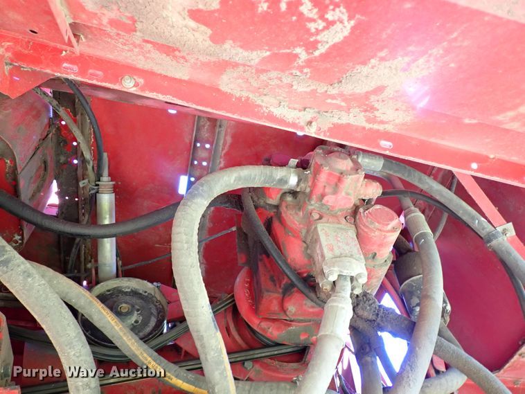 image for item LU9275 2005 Case IH 2388  RWA combine