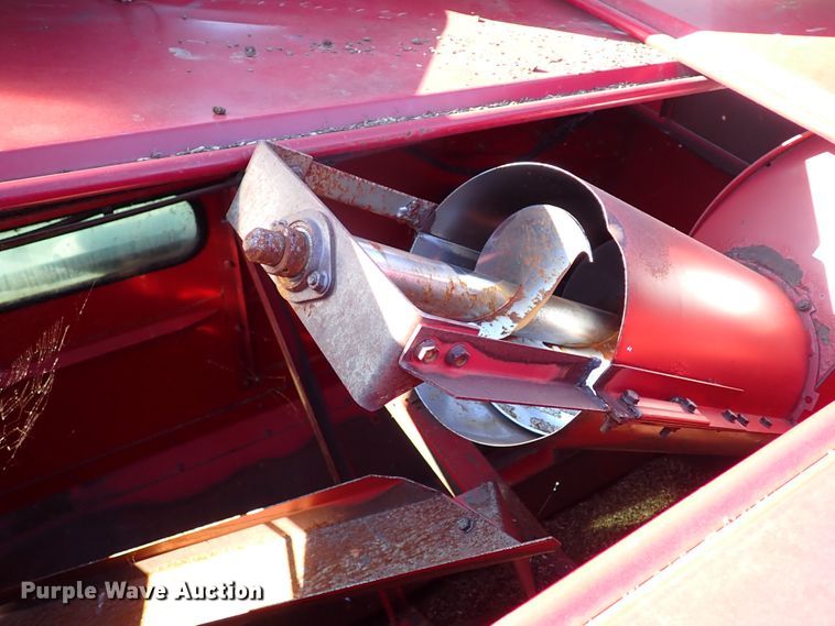 image for item LU9275 2005 Case IH 2388  RWA combine