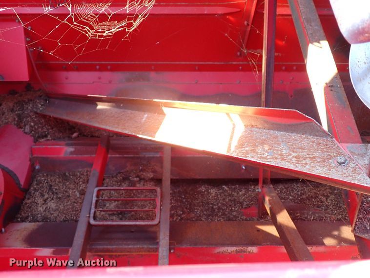 image for item LU9275 2005 Case IH 2388  RWA combine