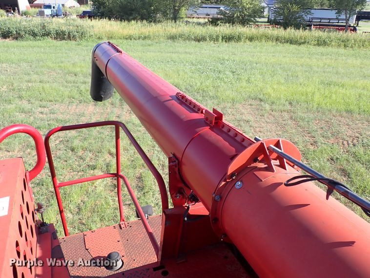 image for item LU9275 2005 Case IH 2388  RWA combine