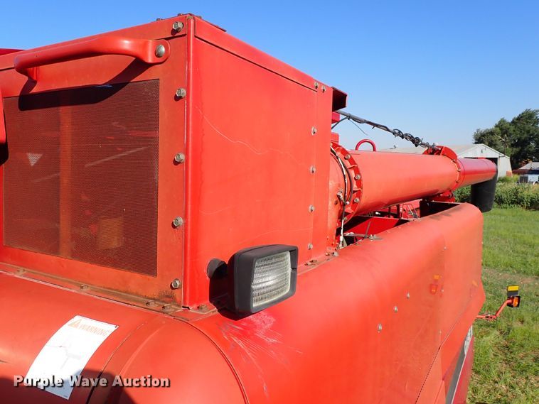 image for item LU9275 2005 Case IH 2388  RWA combine