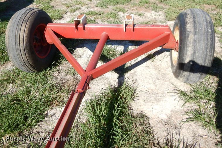 image for item LY9041 NH3 tank running gear