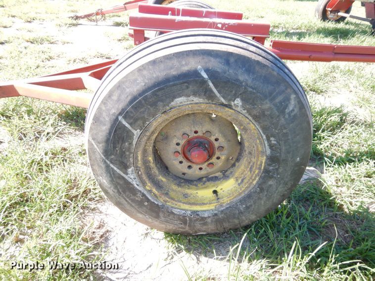 image for item LY9041 NH3 tank running gear