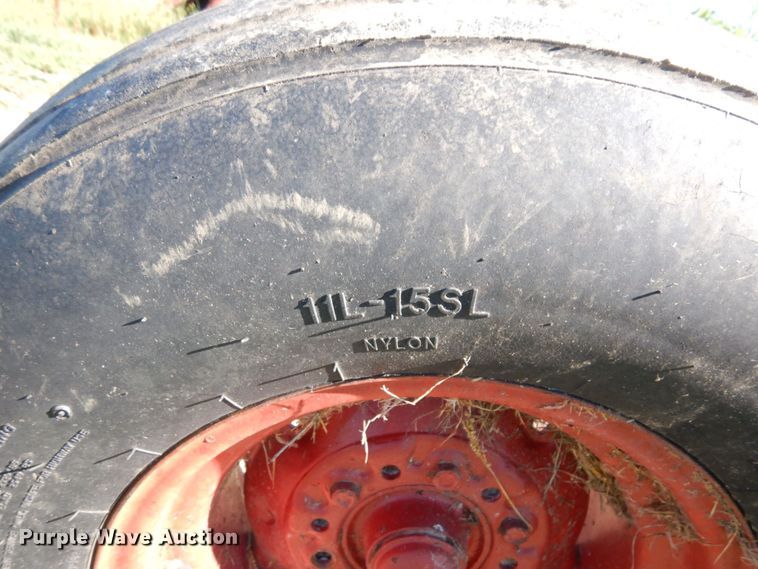 image for item LY9041 NH3 tank running gear