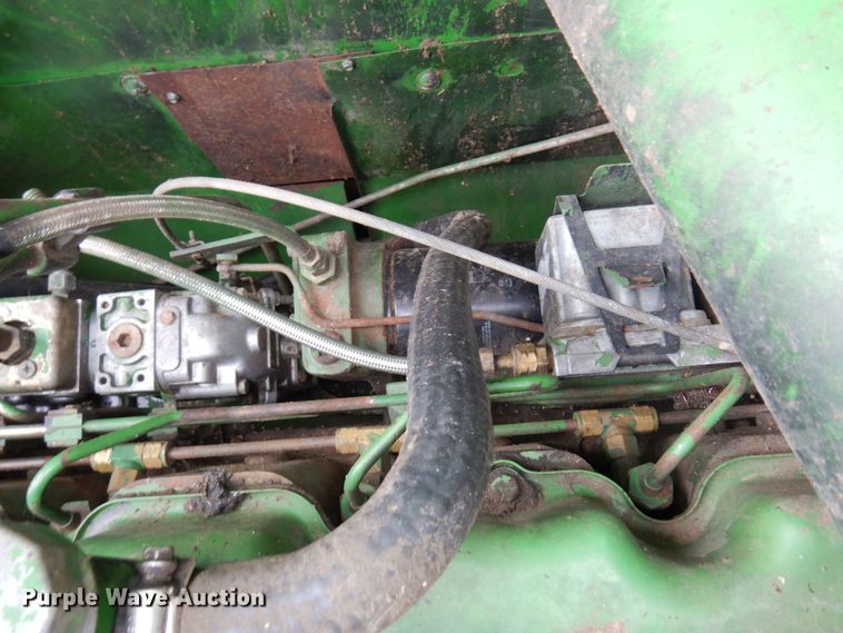 image for item MH9041 1988 John Deere 8820 Titan II  combine