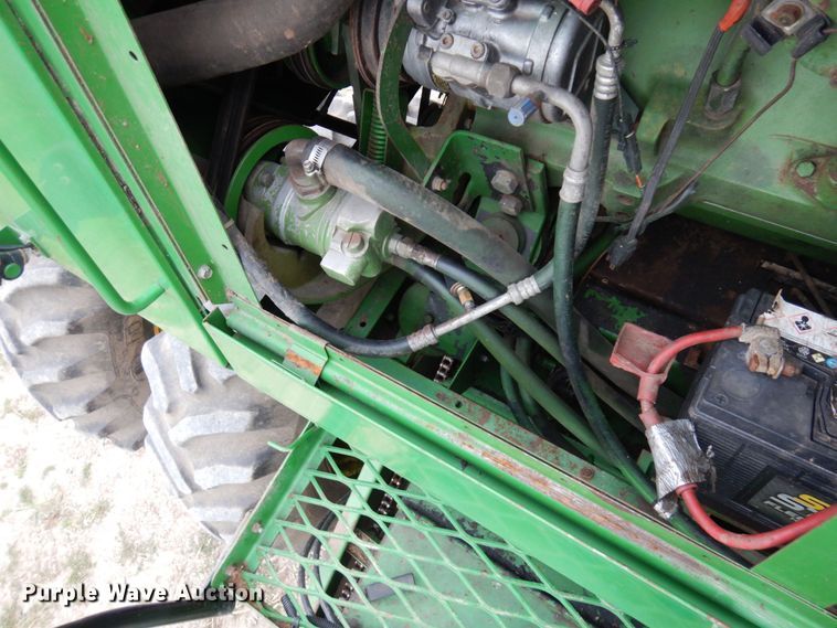 image for item MH9041 1988 John Deere 8820 Titan II  combine