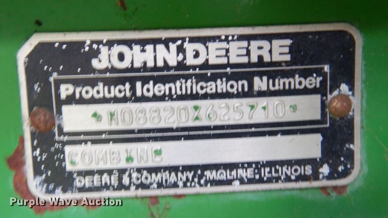 image for item MH9041 1988 John Deere 8820 Titan II  combine