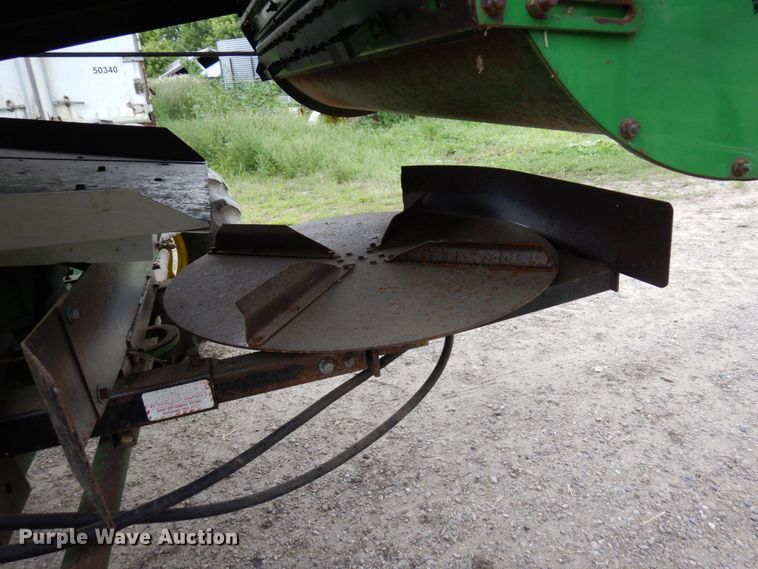 image for item MH9042 1988 John Deere 8820 Titan II  combine