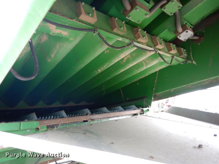 image for item MH9042 1988 John Deere 8820 Titan II  combine