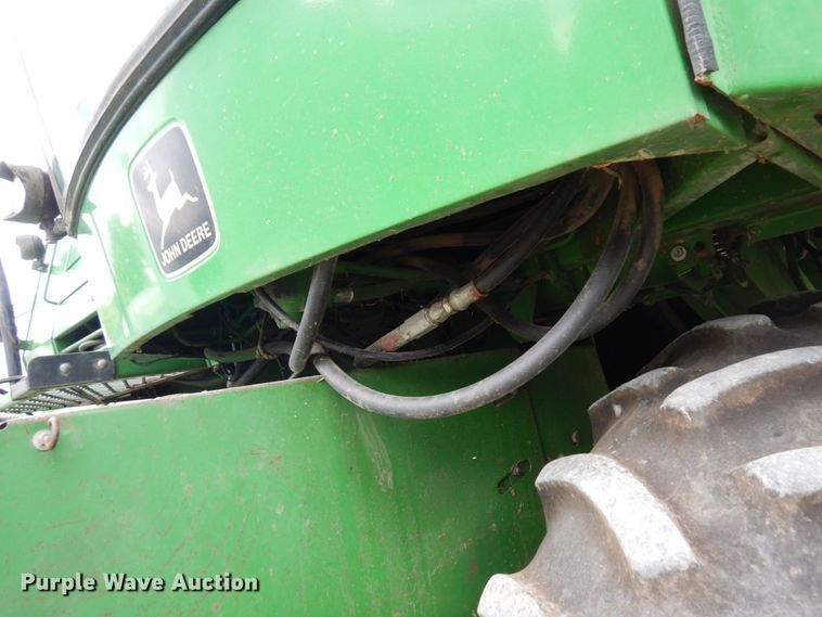 image for item MH9042 1988 John Deere 8820 Titan II  combine