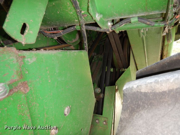 image for item MH9042 1988 John Deere 8820 Titan II  combine