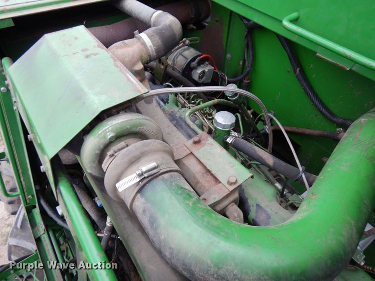 image for item MH9042 1988 John Deere 8820 Titan II  combine