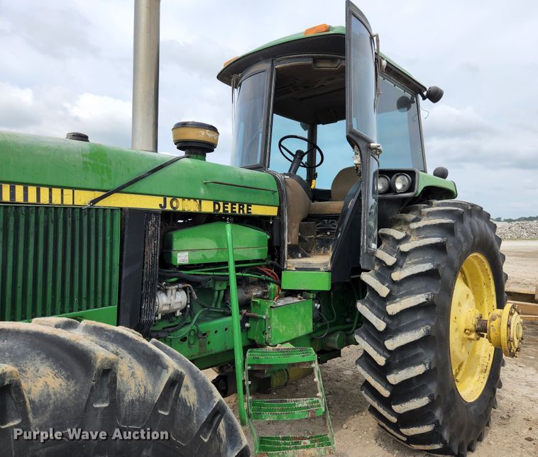 image for item MK9158 1987 John Deere 4850  MFWD tractor