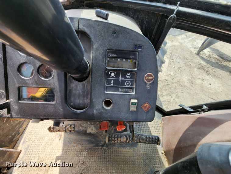 image for item MK9158 1987 John Deere 4850  MFWD tractor