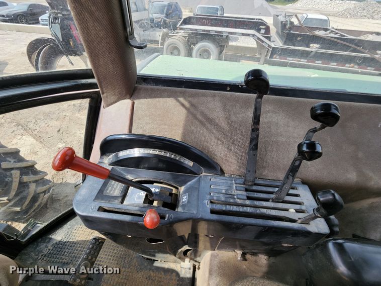 image for item MK9158 1987 John Deere 4850  MFWD tractor