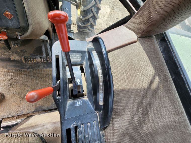 image for item MK9158 1987 John Deere 4850  MFWD tractor