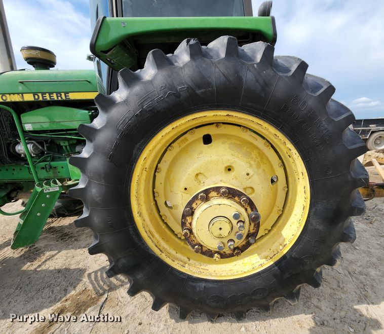 image for item MK9158 1987 John Deere 4850  MFWD tractor