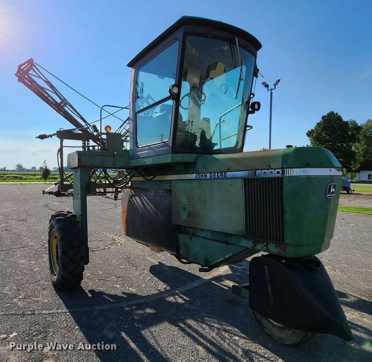 image for item MK9177 John Deere 6000  sprayer