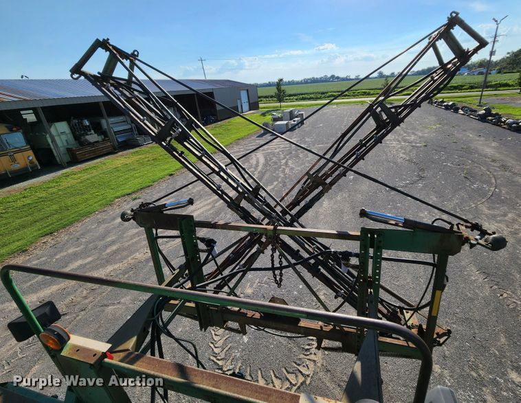 image for item MK9177 John Deere 6000  sprayer