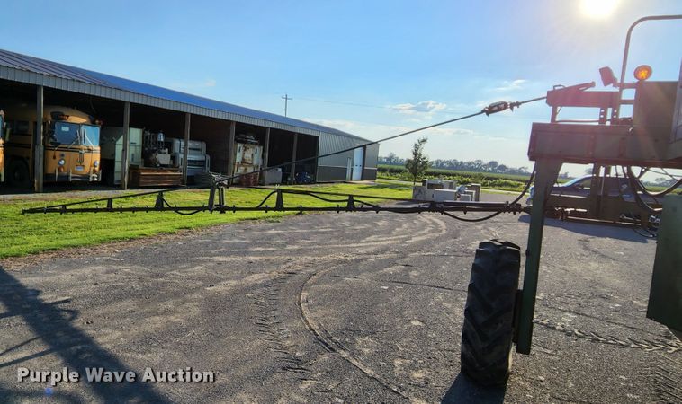 image for item MK9177 John Deere 6000  sprayer