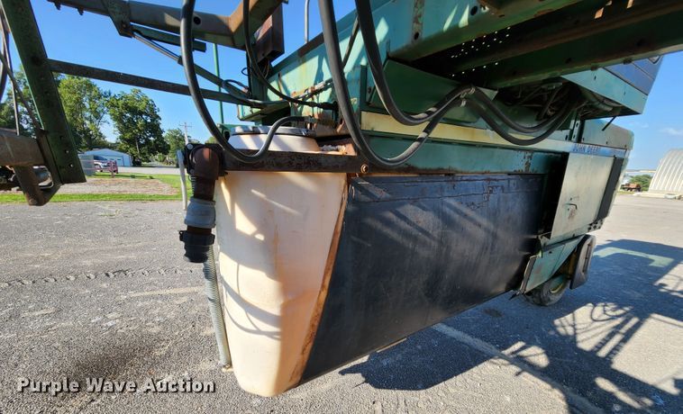 image for item MK9177 John Deere 6000  sprayer