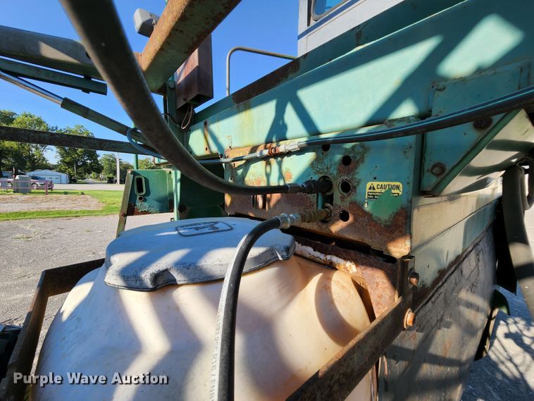 image for item MK9177 John Deere 6000  sprayer