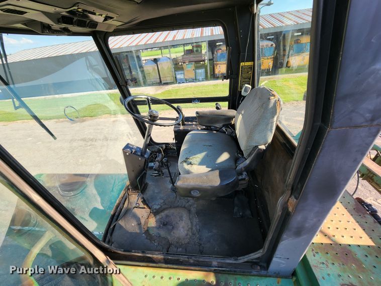 image for item MK9177 John Deere 6000  sprayer