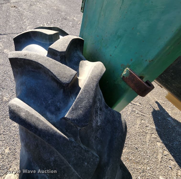 image for item MK9177 John Deere 6000  sprayer