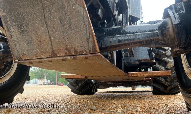 image for item MR9791 New Holland TB120  MFWD tractor