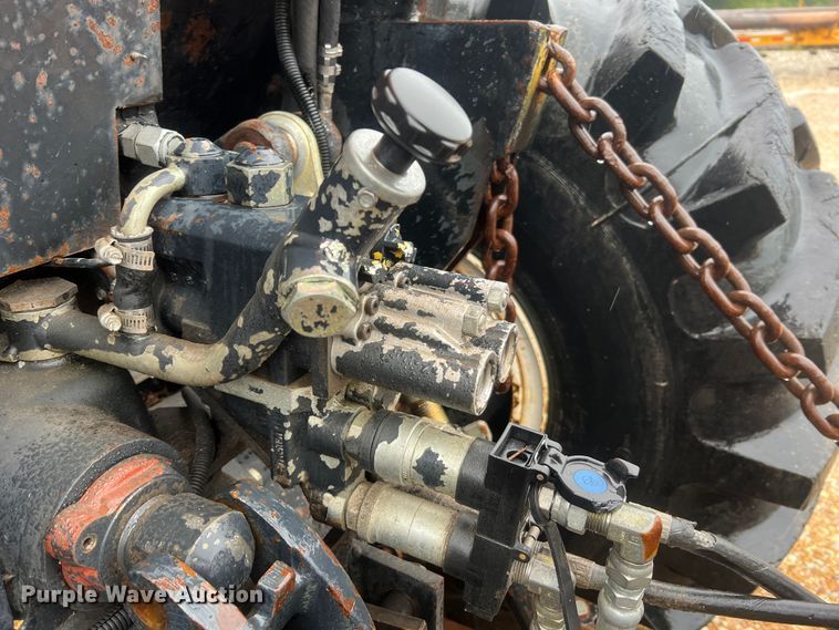 image for item MR9791 New Holland TB120  MFWD tractor