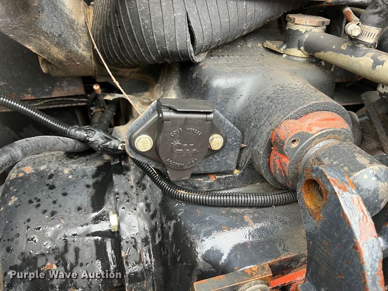 image for item MR9791 New Holland TB120  MFWD tractor