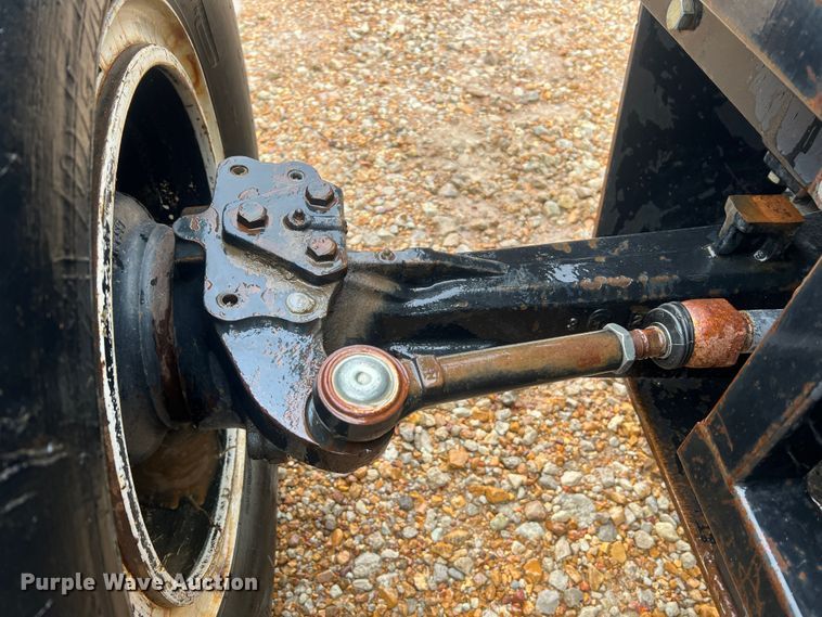 image for item MR9791 New Holland TB120  MFWD tractor