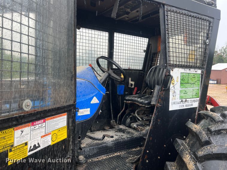 image for item MR9791 New Holland TB120  MFWD tractor