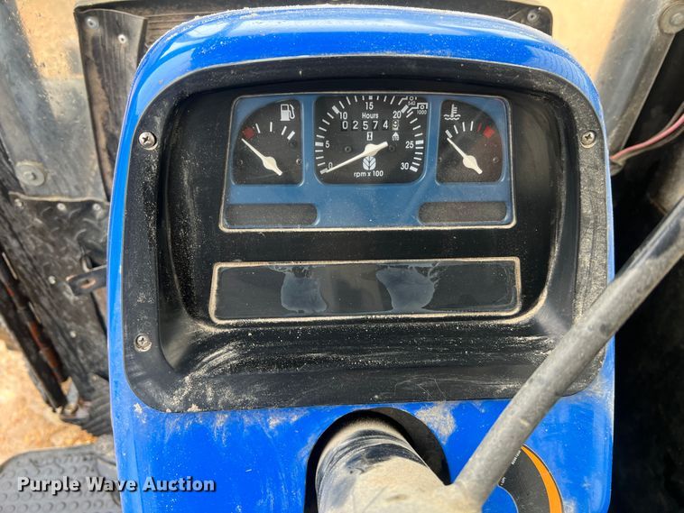 image for item MR9791 New Holland TB120  MFWD tractor