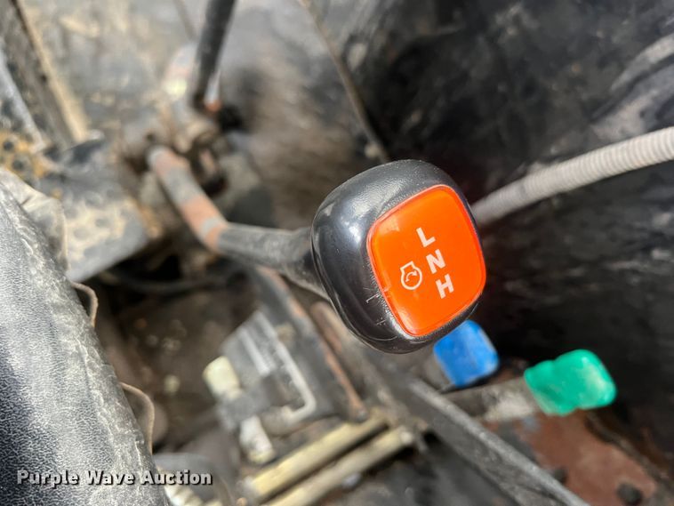 image for item MR9791 New Holland TB120  MFWD tractor